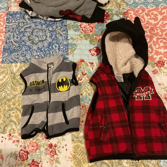 Lot of 3 Disney infant boys Mickey Batman 12 month old outfits gently worn. - Picture 5 of 10